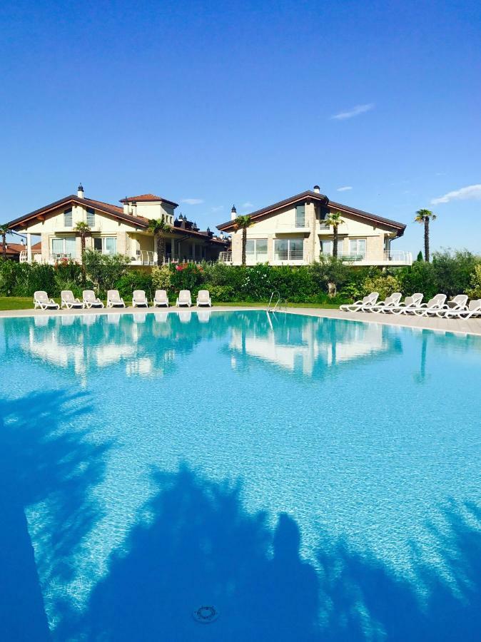 Sky Fort Garda View Sirmione Exterior foto